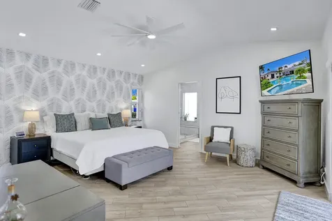 201 SE 11th Street Pompano Beach FL 33060