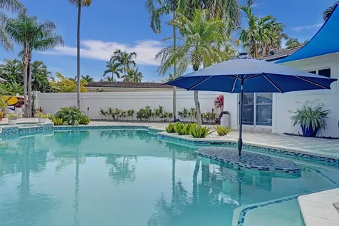 201 SE 11th Street Pompano Beach FL 33060