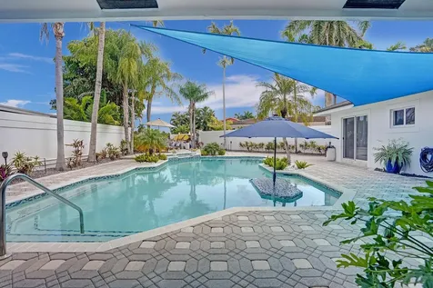 201 SE 11th Street Pompano Beach FL 33060