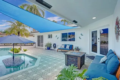 201 SE 11th Street Pompano Beach FL 33060