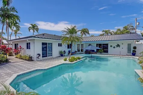 201 SE 11th Street Pompano Beach FL 33060