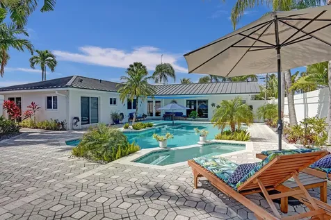 201 SE 11th Street Pompano Beach FL 33060