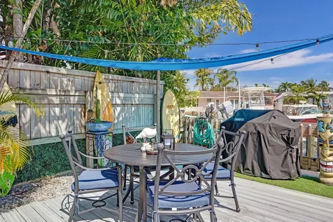 201 SE 11th Street Pompano Beach FL 33060