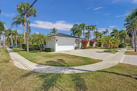201 SE 11th Street Pompano Beach FL 33060