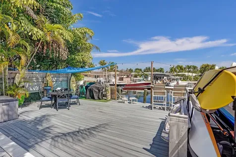201 SE 11th Street Pompano Beach FL 33060