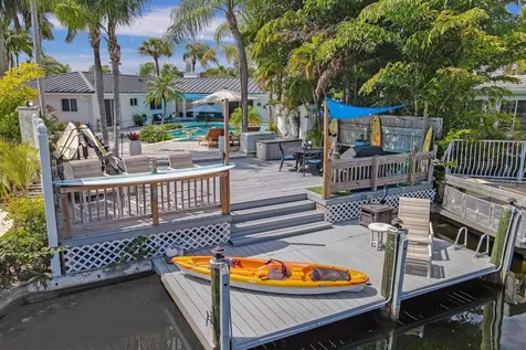 201 SE 11th Street Pompano Beach FL 33060