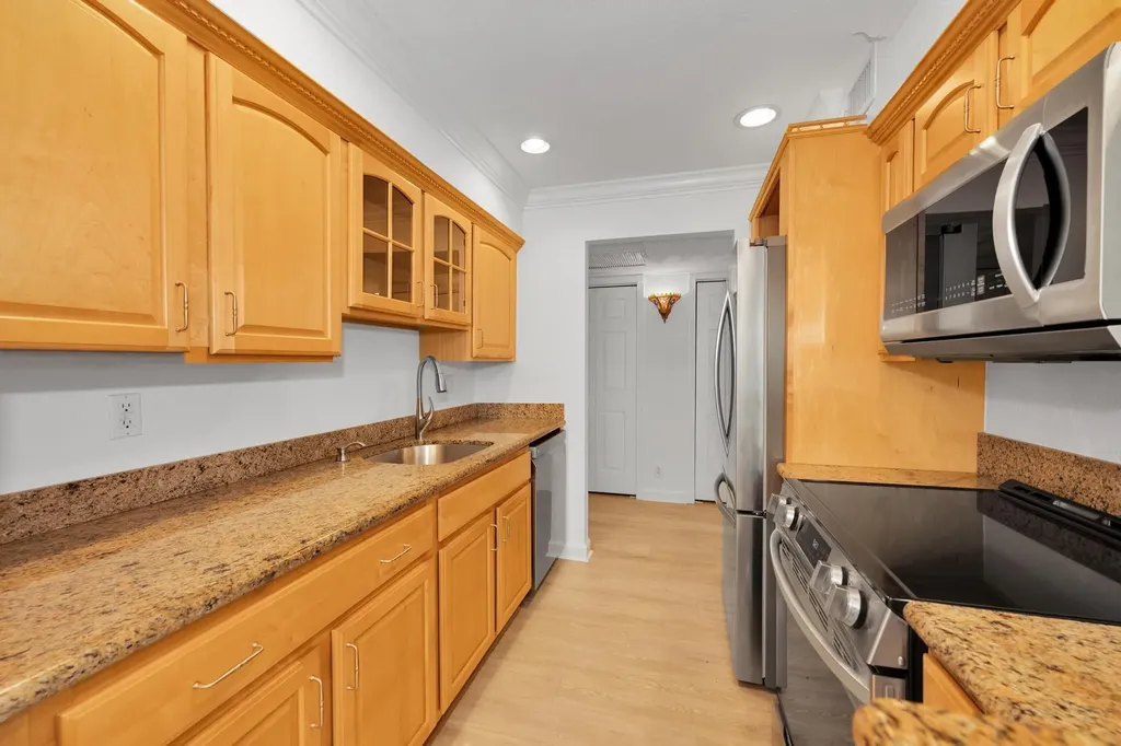 1515 E Broward Boulevard Fort Lauderdale FL 33301