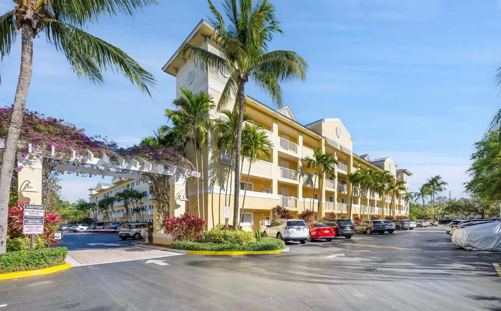 1515 E Broward Boulevard Fort Lauderdale FL 33301