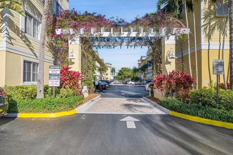 1515 E Broward Boulevard Fort Lauderdale FL 33301
