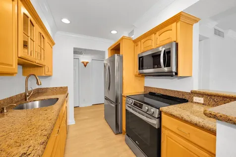 1515 E Broward Boulevard Fort Lauderdale FL 33301