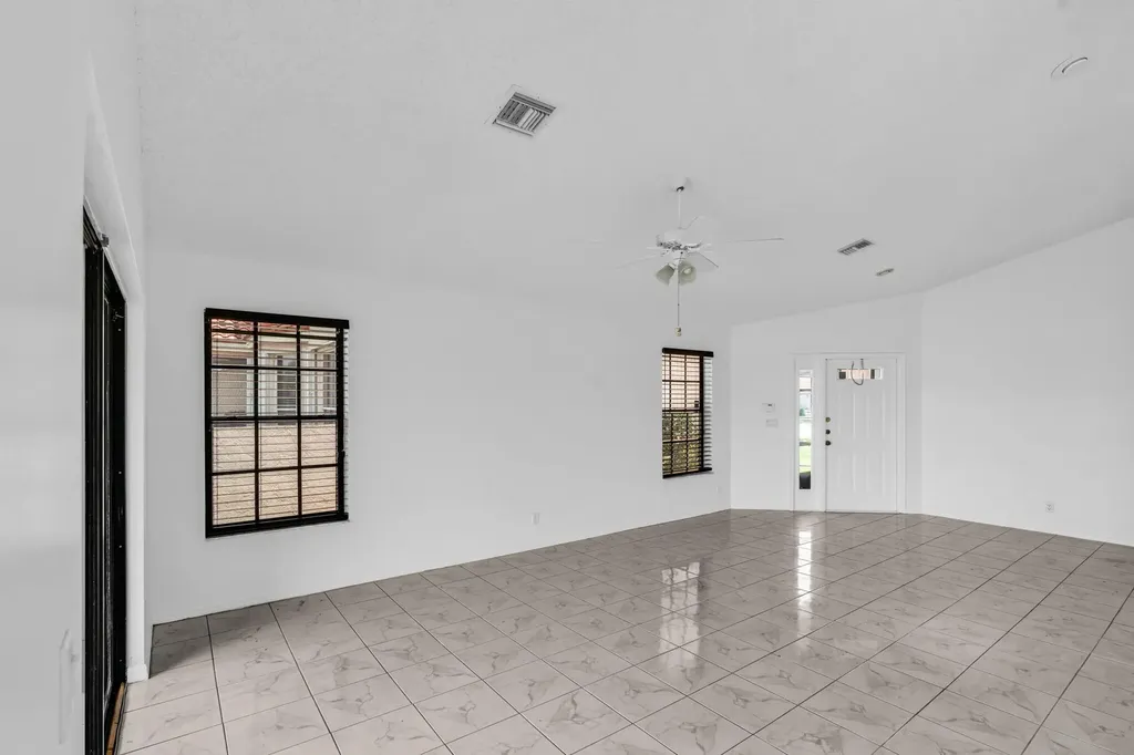 12382 Pleasant Green Way Boynton Beach FL 33437