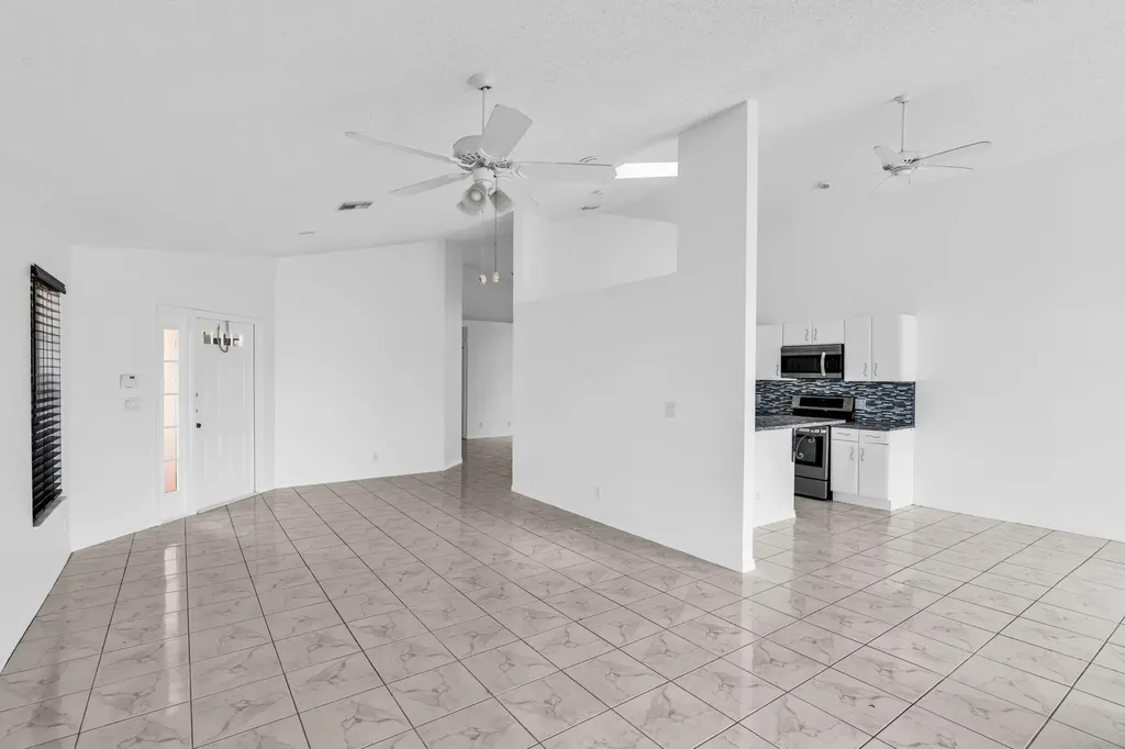 12382 Pleasant Green Way Boynton Beach FL 33437