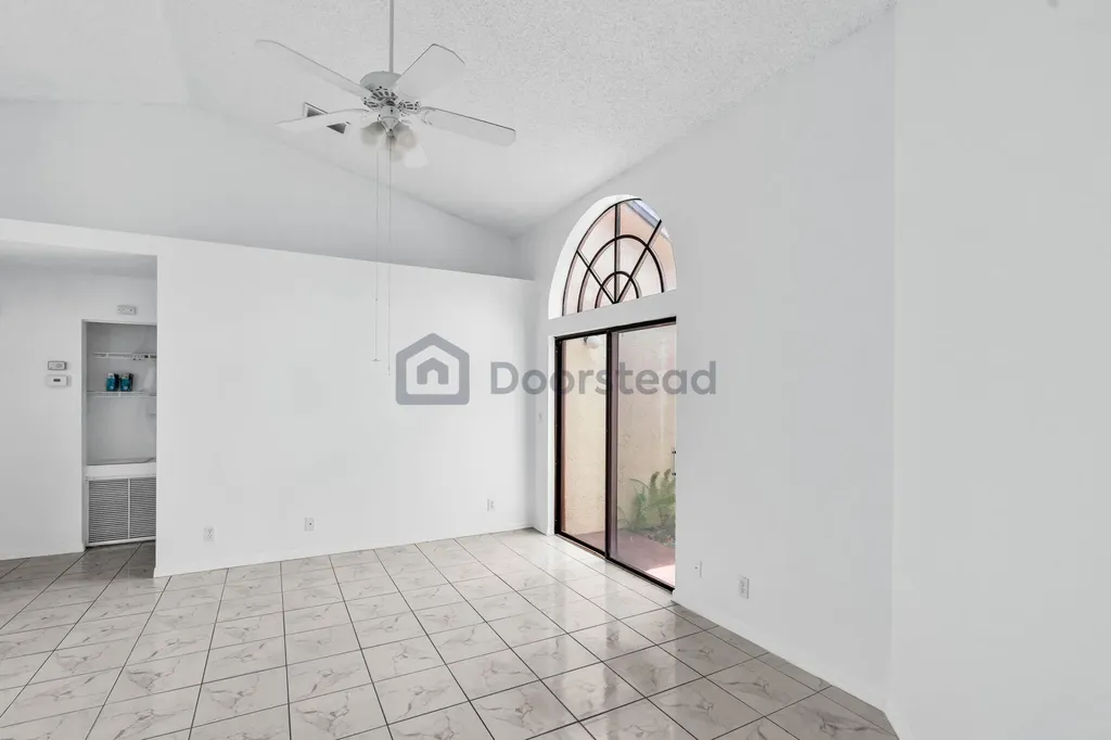 12382 Pleasant Green Way Boynton Beach FL 33437