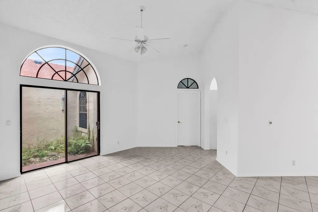 12382 Pleasant Green Way Boynton Beach FL 33437