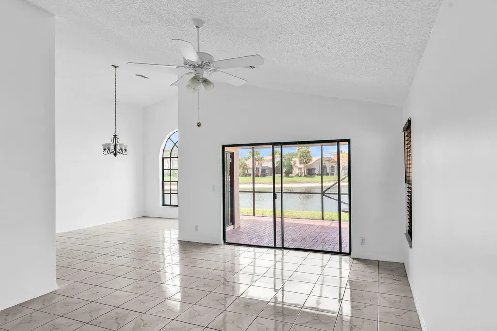 12382 Pleasant Green Way Boynton Beach FL 33437