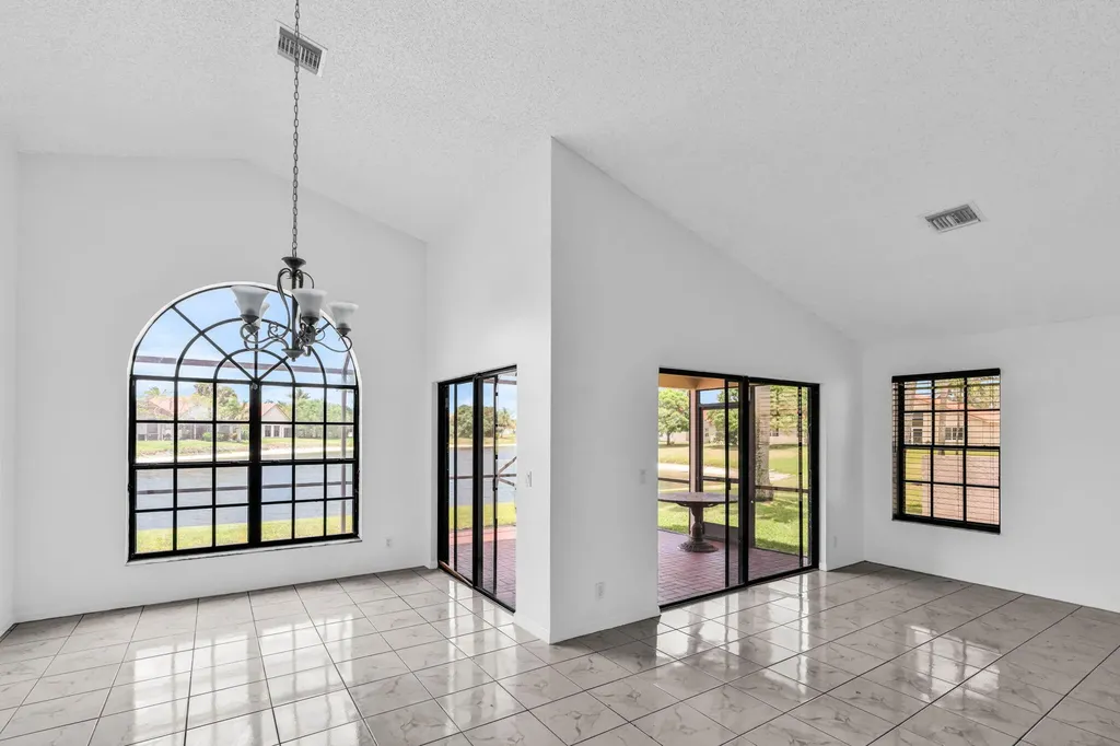 12382 Pleasant Green Way Boynton Beach FL 33437