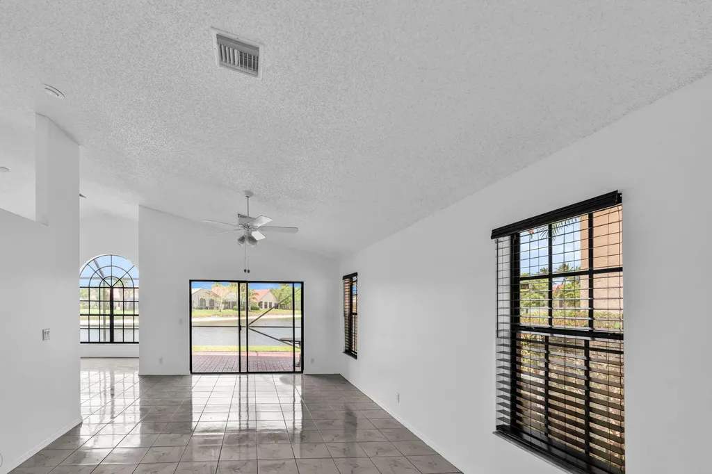 12382 Pleasant Green Way Boynton Beach FL 33437