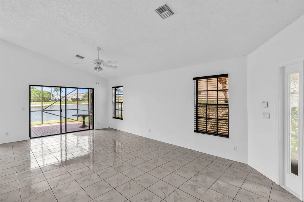 12382 Pleasant Green Way Boynton Beach FL 33437