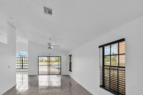12382 Pleasant Green Way Boynton Beach FL 33437