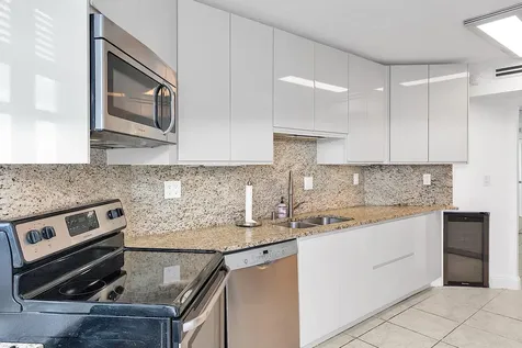 1340 S Ocean Boulevard Pompano Beach FL 33062