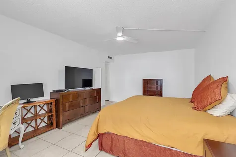1340 S Ocean Boulevard Pompano Beach FL 33062