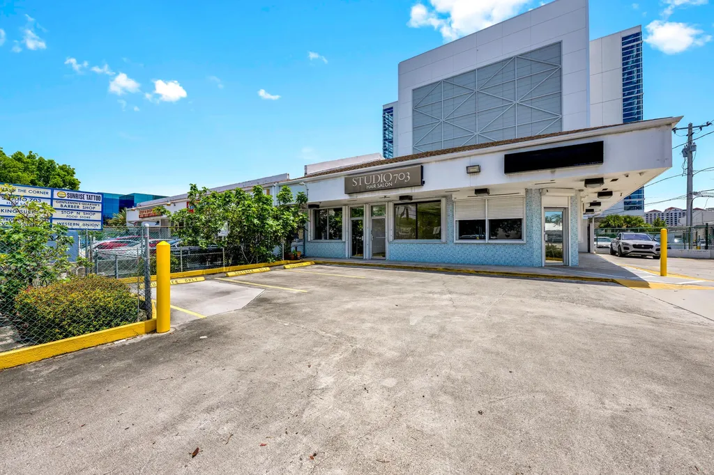 1596 Cordova Road Fort Lauderdale FL 33316