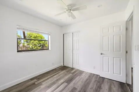 1060 SW 5th Terrace Deerfield Beach FL 33441