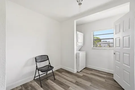 1060 SW 5th Terrace Deerfield Beach FL 33441