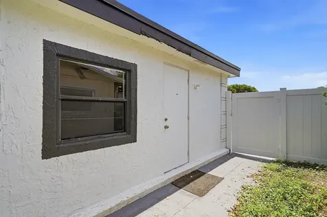 1060 SW 5th Terrace Deerfield Beach FL 33441