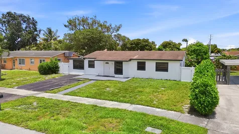 1060 SW 5th Terrace Deerfield Beach FL 33441