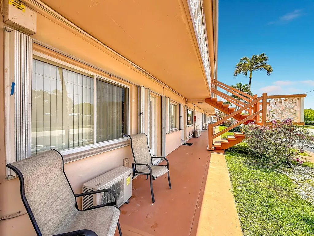 1050 SW 11th Street Hallandale Beach FL 33009