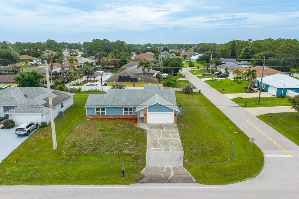 3621 SW Rosser Boulevard Port St Lucie FL 34953