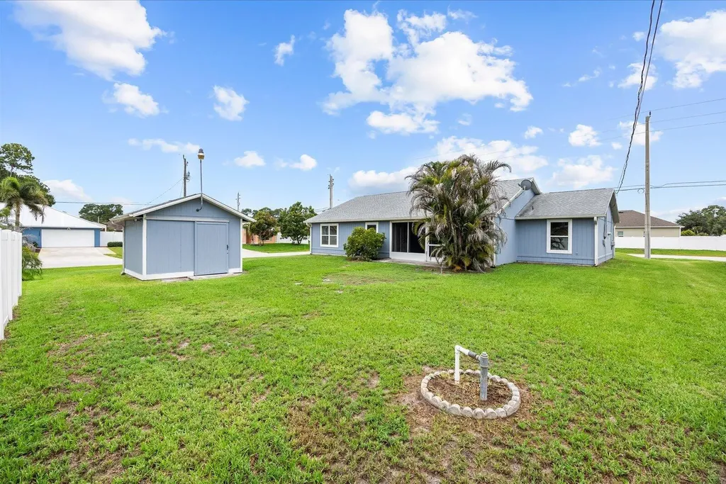 3621 SW Rosser Boulevard Port St Lucie FL 34953