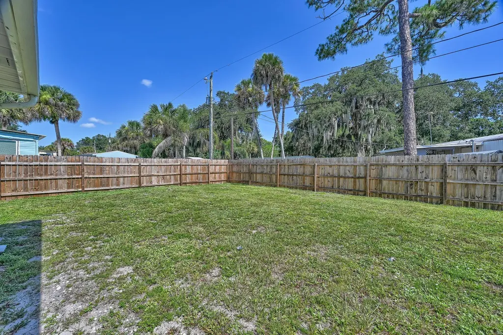 5204 Deanna Lane Fort Pierce FL 34946