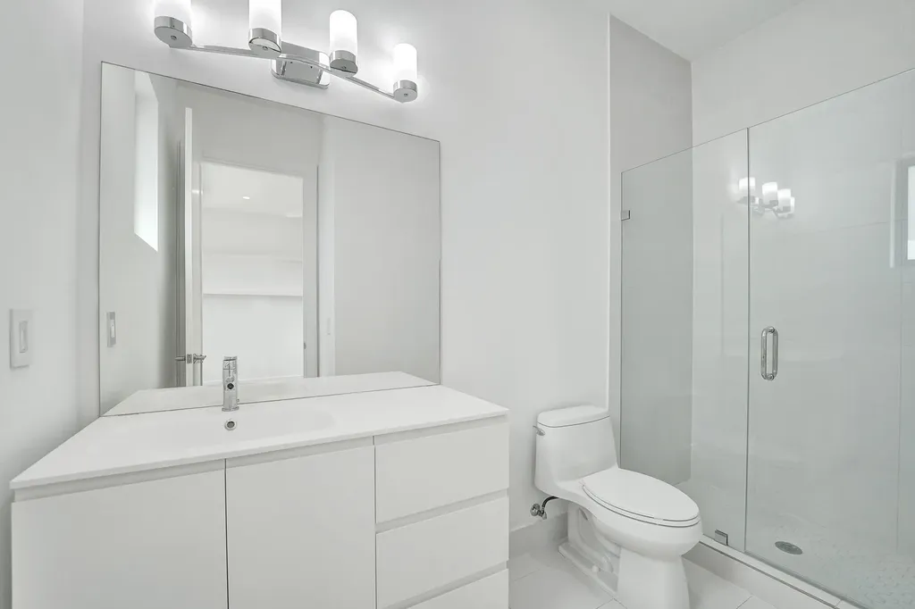 5939 Brookfield Circle W Hollywood FL 33312