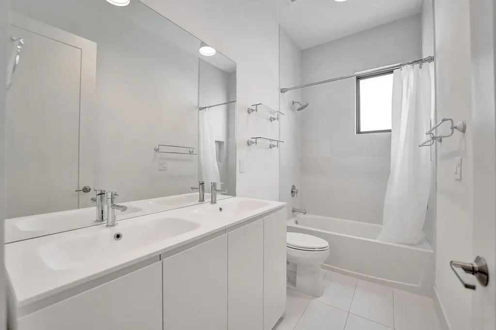 5939 Brookfield Circle W Hollywood FL 33312