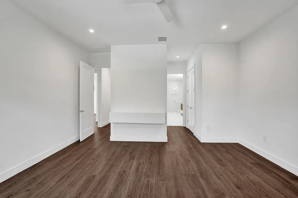 5939 Brookfield Circle W Hollywood FL 33312