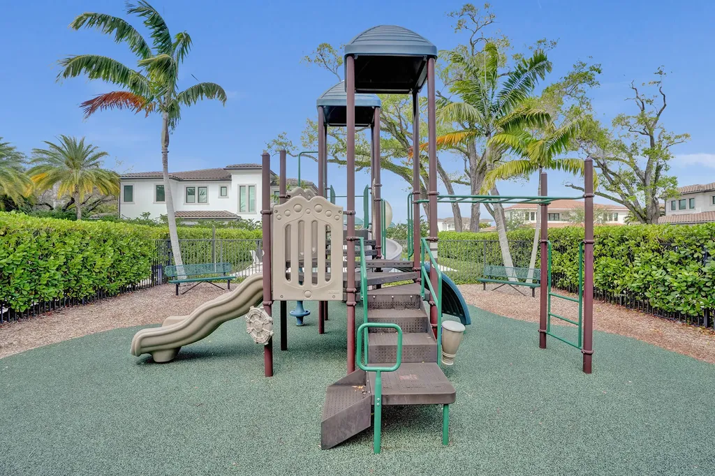 5939 Brookfield Circle W Hollywood FL 33312