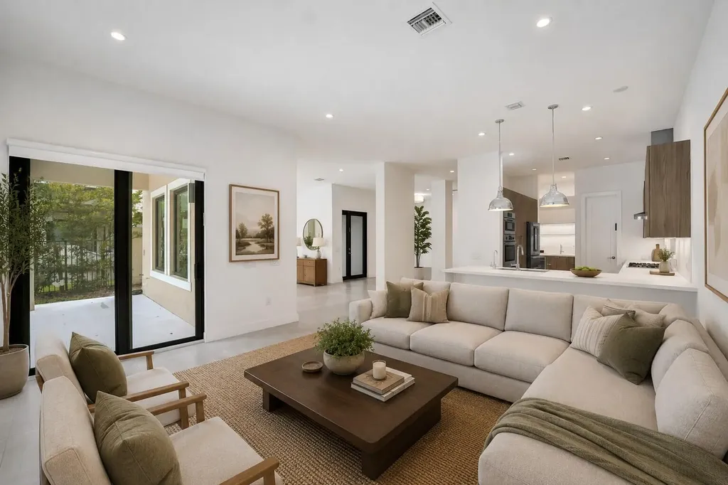5939 Brookfield Circle W Hollywood FL 33312