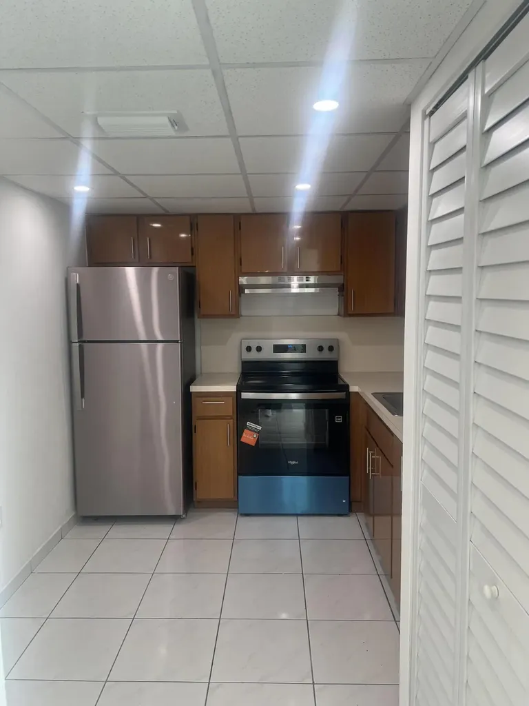 2055 SW 122nd Miami FL 33175