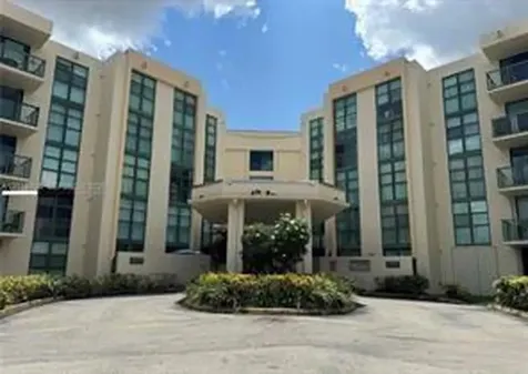 2055 SW 122nd Miami FL 33175