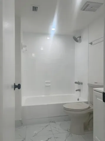 2055 SW 122nd Miami FL 33175