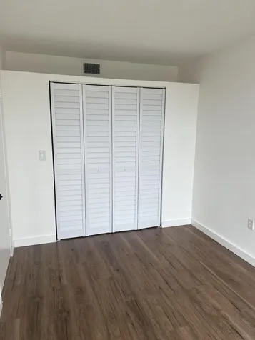 2055 SW 122nd Miami FL 33175