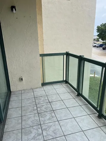 2055 SW 122nd Miami FL 33175