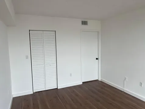 2055 SW 122nd Miami FL 33175