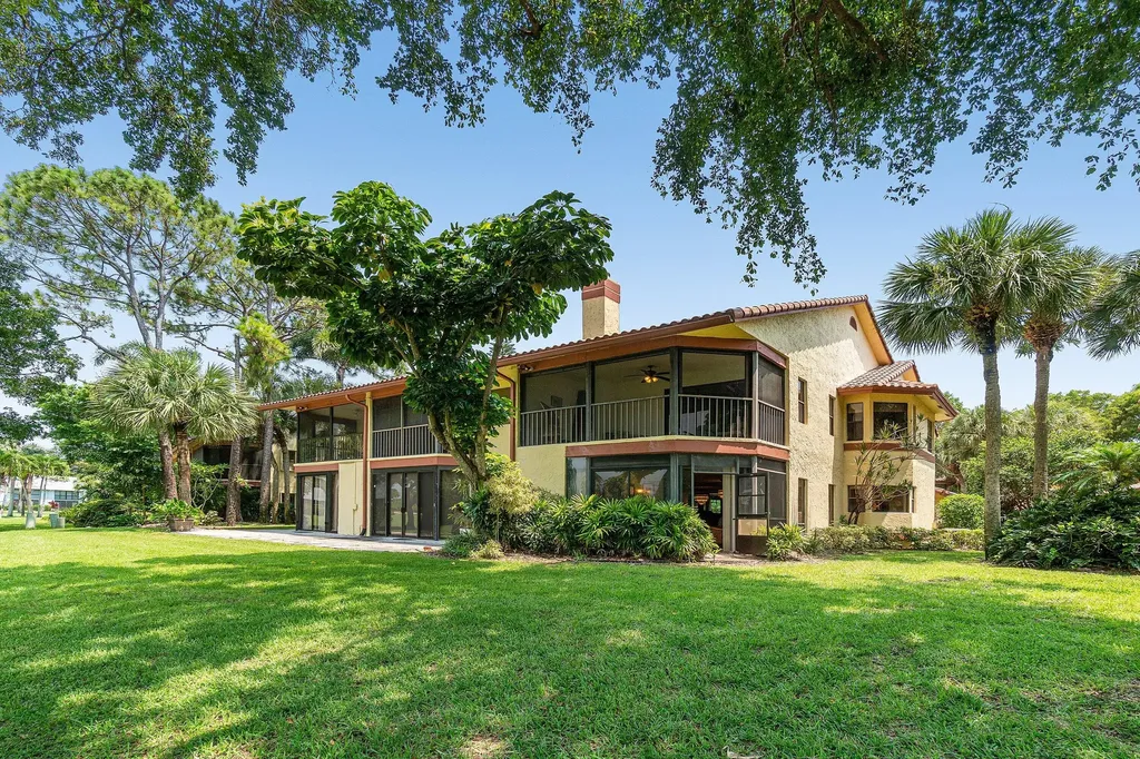 5355 10th Fairway Drive Delray Beach FL 33484