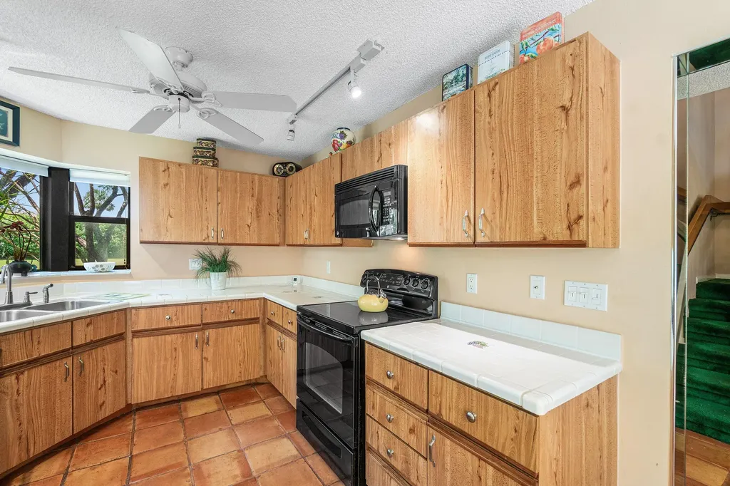5355 10th Fairway Drive Delray Beach FL 33484