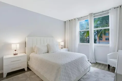 802 W Windward Way Lantana FL 33462
