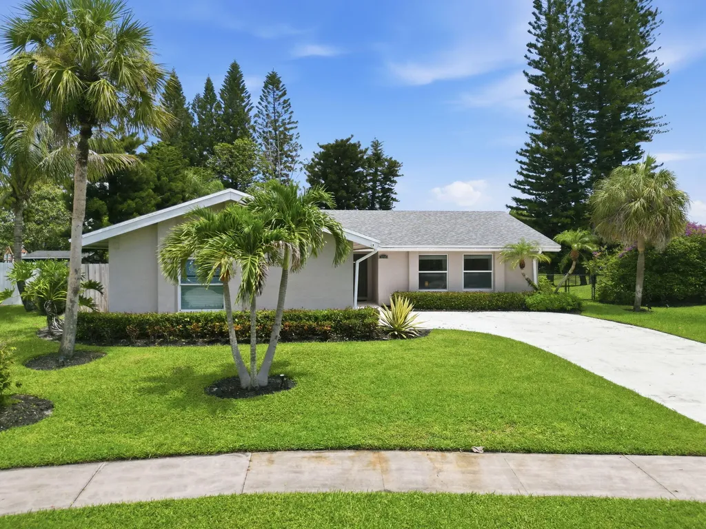 1799 Shower Tree Way Wellington FL 33414