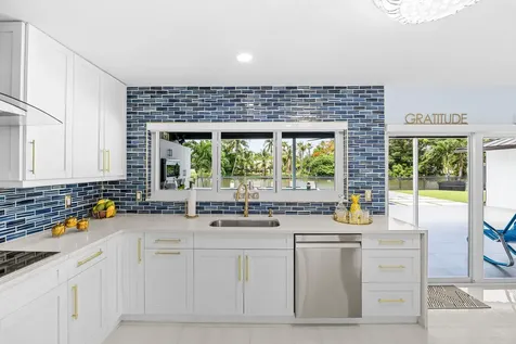 1821 Carissa Road Lake Clarke Shores FL 33406
